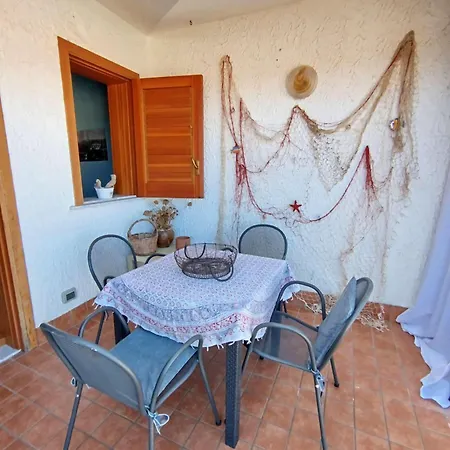 Oikia Naxos Apartment